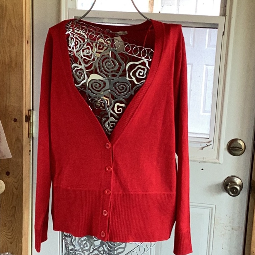 New red sweater top button down front size large